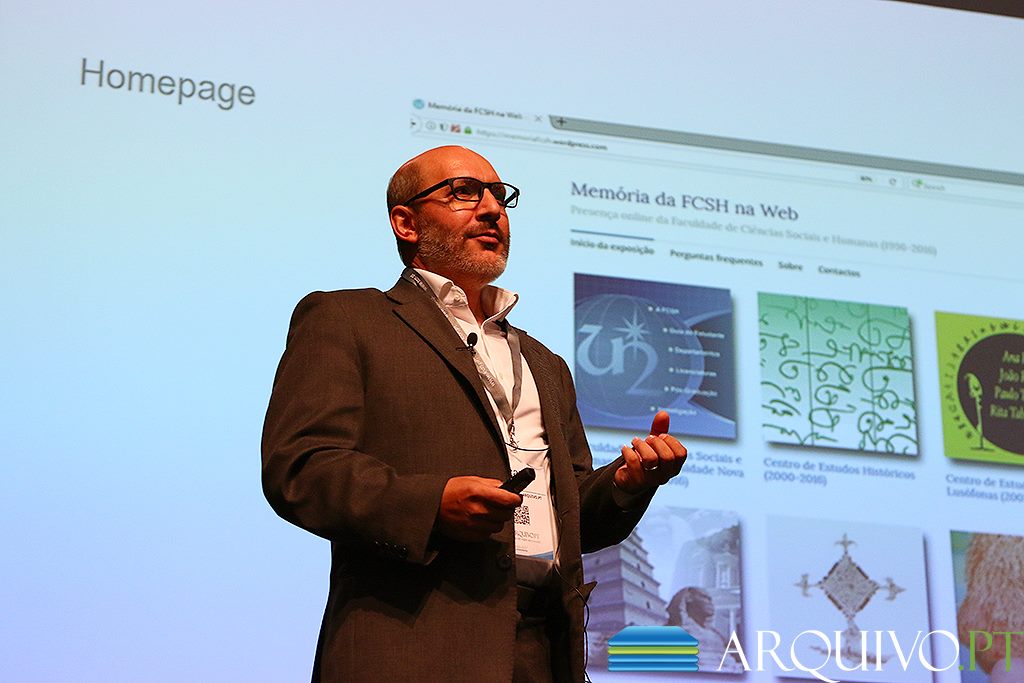 Presenting the website "Memory of the online presence of a Faculty" at the Event 10 years of Arquivo.pt